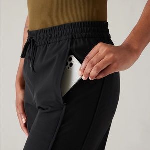😎Athleta Stride Pant😎